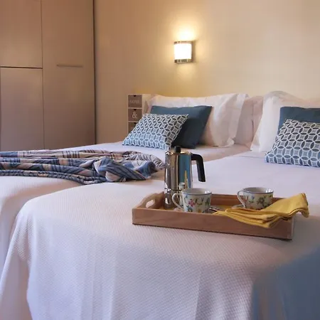 Casa Do Medio * 圣地亚哥－德孔波斯特拉