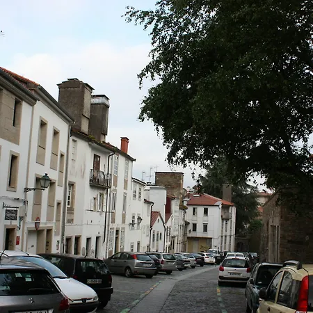 Casa Do Medio * 圣地亚哥－德孔波斯特拉